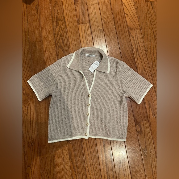 Abercrombie and Fitch Short-Sleeve Crochet-Style Polo - Picture 2 of 3